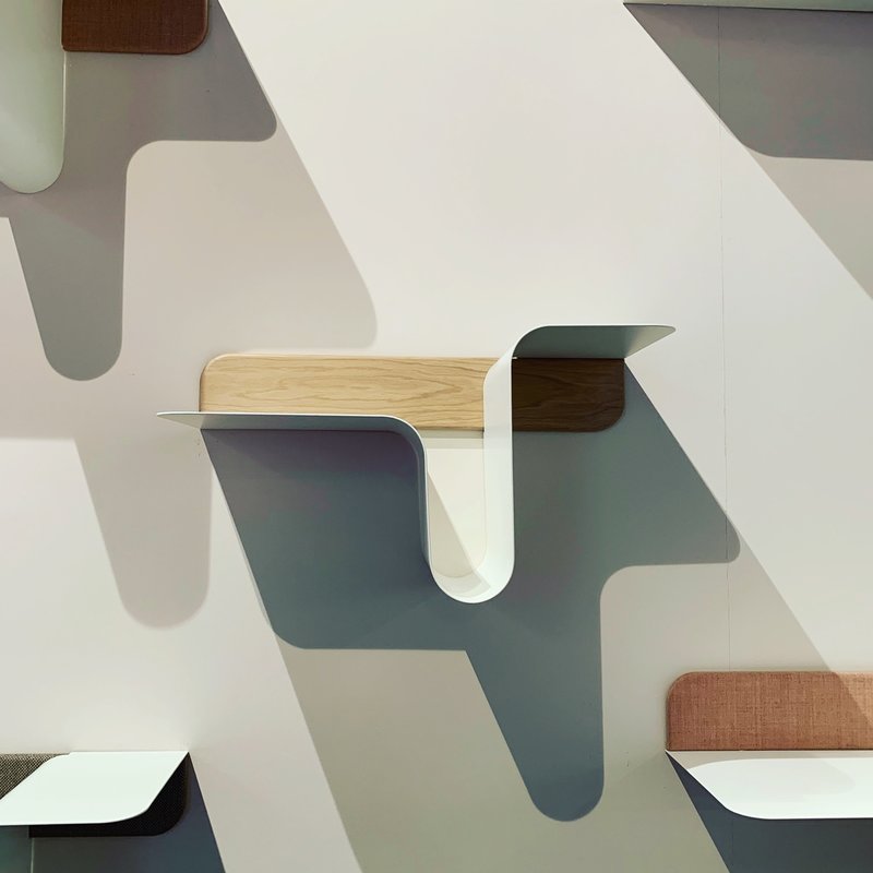 Montator mobila din Italia,